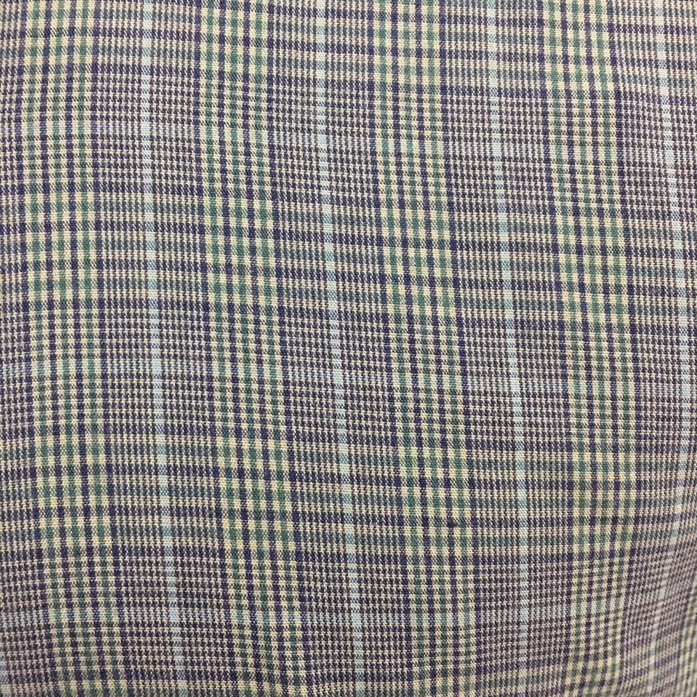 🔴 Van Heusen | Plaid Casual Dress Shirt - Picture 2 of 8